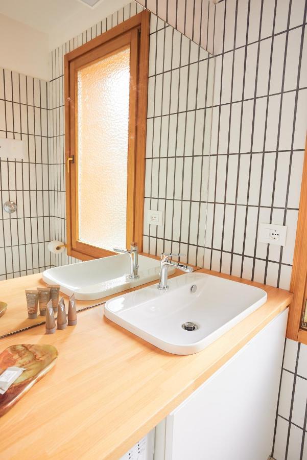 Italian Design Small Attic Bolonia Exterior foto
